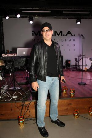 Гарик Мартиросян