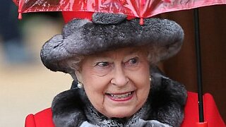 Английская королева способна затмить свою невестку