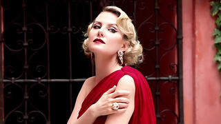 Рената Литвинова шокировала фанатов новым имиджем