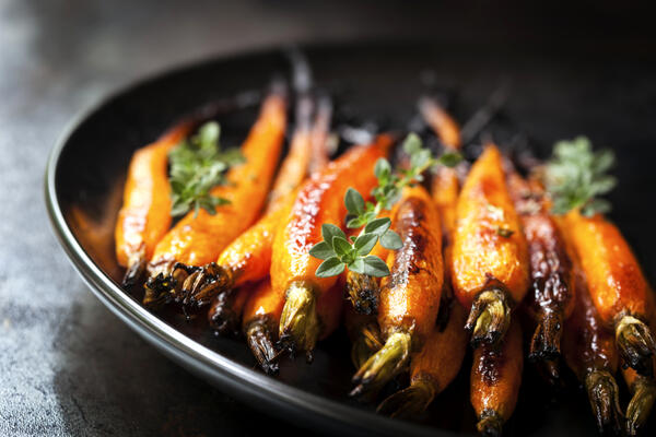 Морковь с апельсиновым соком и имбирем: рецепт от шеф-повара Мишеля Ломбарди