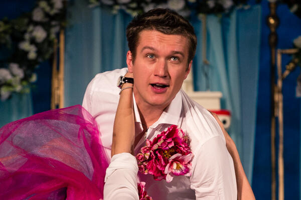 Анатолий Руденко и его жена устроились на работу в отель