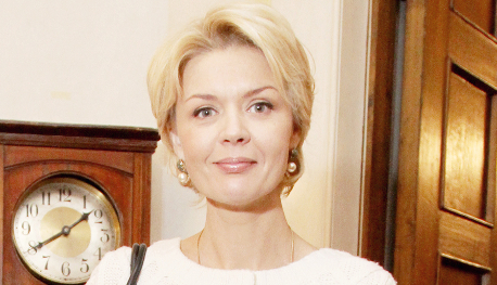 Юлия Меньшова