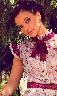 Регина жынданып жатыр Регина жынданып жатыр