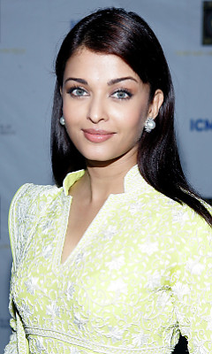 Балшыққа шомылып жатқан қыздардың порно видеосы