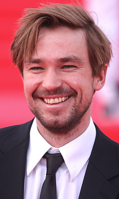 Интернеттегі порно видеода мастурбация жасап ұсталды