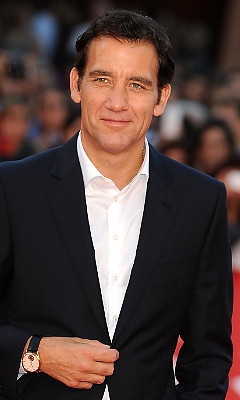   (Clive Owen)